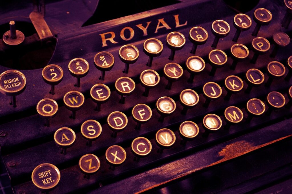 typewriter, vintage, write, letters, letterpress, old, retro, nostalgia, antique, text, obsolete, journalist, journalism, word, classic, message, typewriter, typewriter, typewriter, typewriter, typewriter, word-1170657.jpg